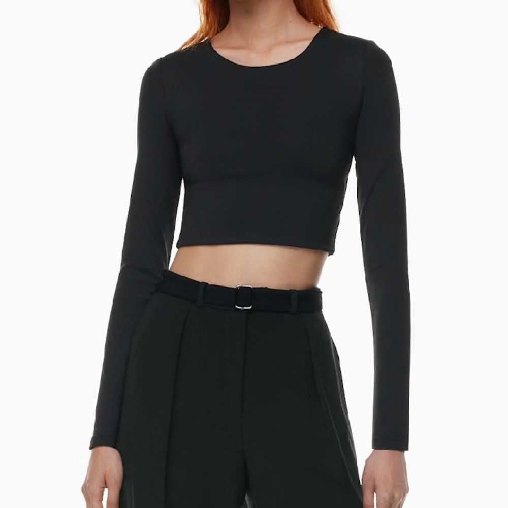 NWOT Aritzia Babaton Contour Crew Cropped Longsleeve In Black Sz XS